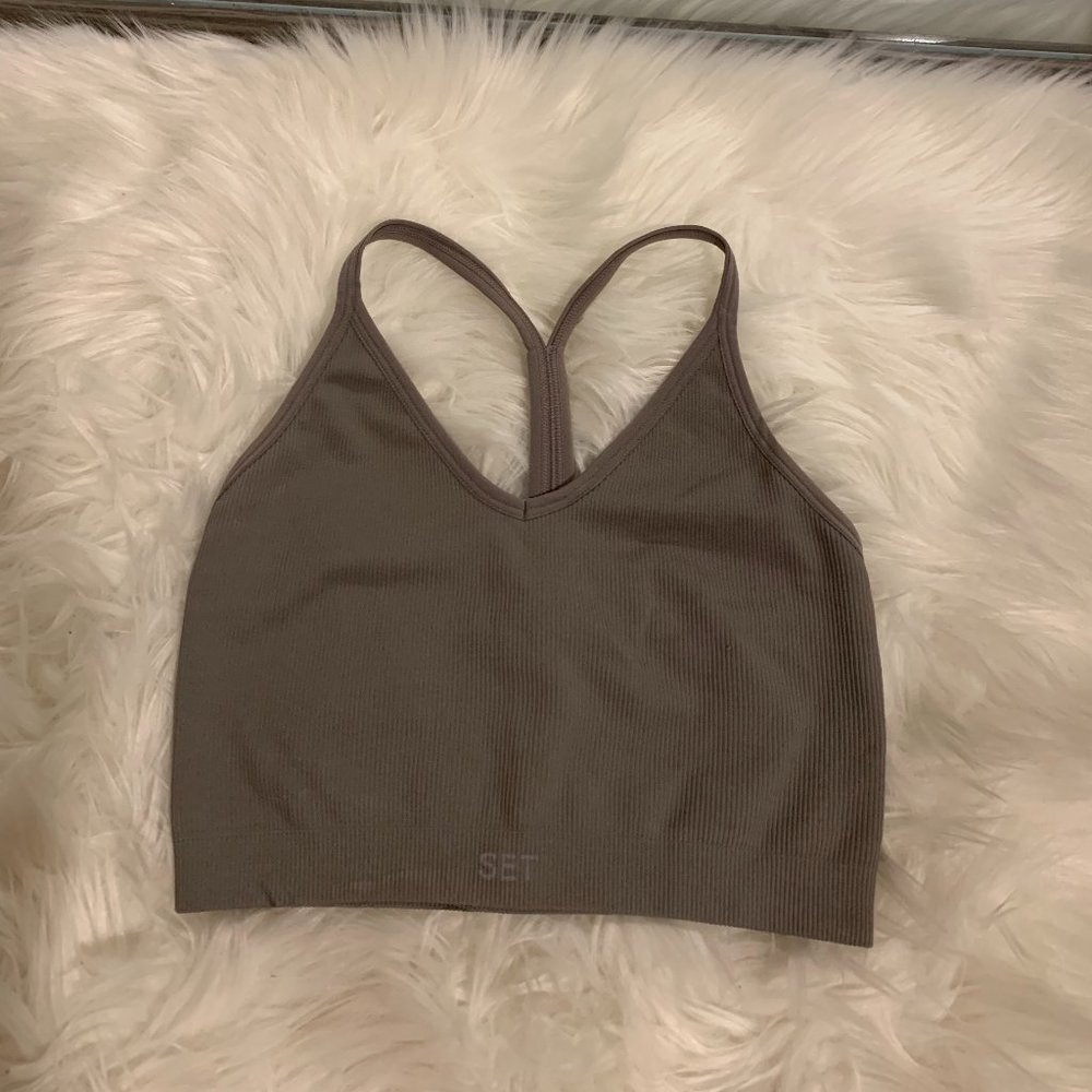 Set Active Ripped V Tank - Picture 2 of 4